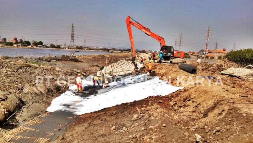 9 Manfaat Geotextile Woven dalam Meningkatkan Kestabilan Lereng dan Menurunkan Risiko Longsor