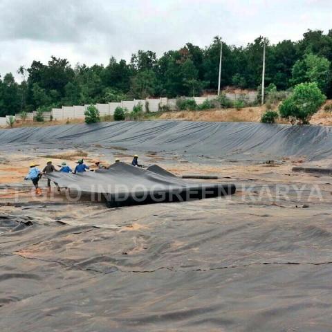 Mengenal Pusat Jual Geomembrane Semarang: Solusi Terbaik dalam Manajemen Limbah dan Retensi Air