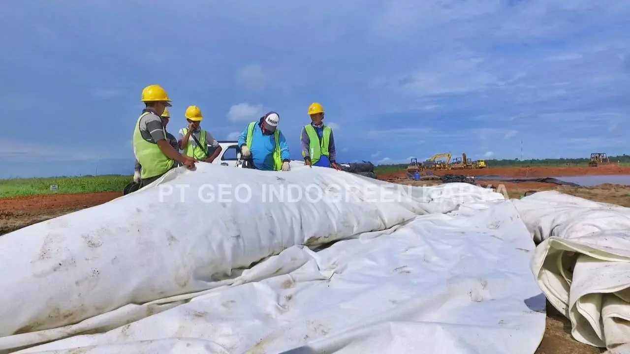 GEOTEXTILE-NON-WOVEN-PLTU-TELUK-BALIKPAPAN-3